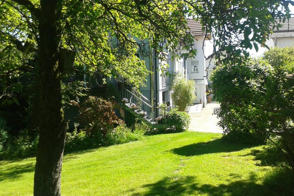 Anna - Neue Ferienwohnung Mit Blick Ins Gruene Ober-Abtsteinach Exterior photo