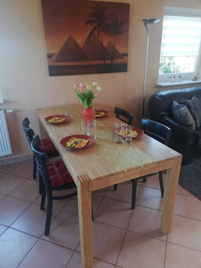 Anna - Neue Ferienwohnung Mit Blick Ins Gruene Ober-Abtsteinach Exterior photo